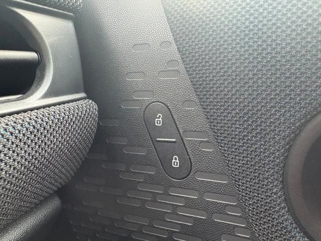 BMW MINI COOPER 5DOOR 2025 Image 31