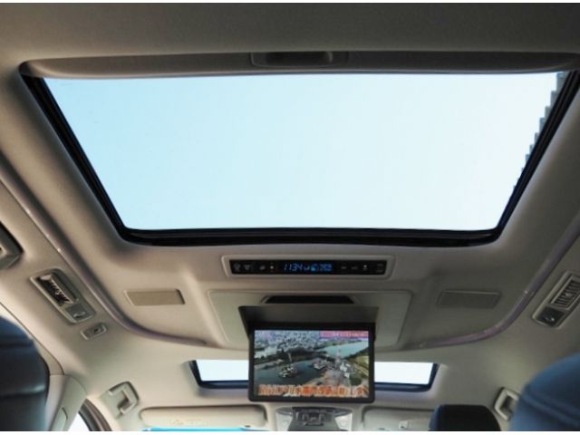 TOYOTA ALPHARD HYBRID 4WD 2021 Image 31