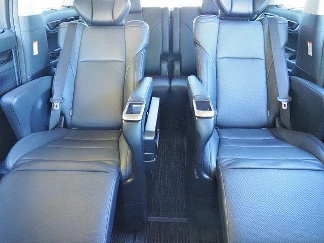 TOYOTA ALPHARD HYBRID 4WD 2021 Image 31