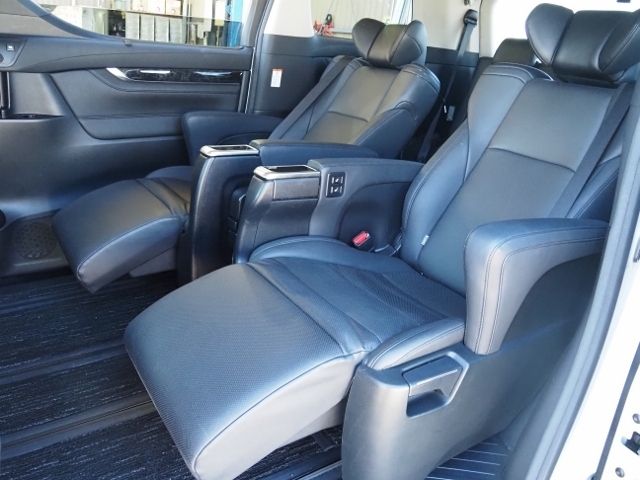 TOYOTA ALPHARD HYBRID 4WD 2021 Image 31