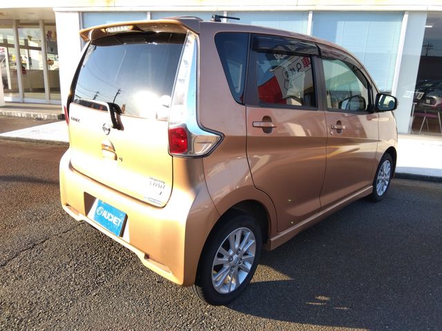 NISSAN DAYZ 2015 Image 31