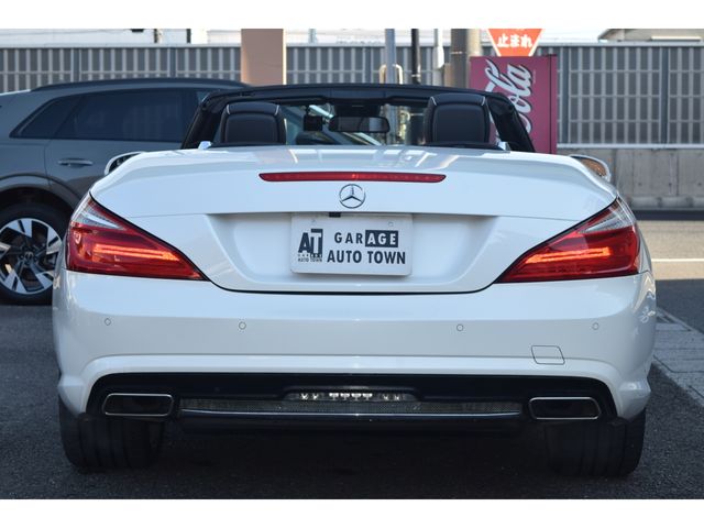 MERCEDES BENZ SL CLA 2012 Image 31