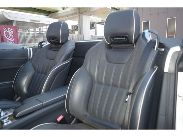 MERCEDES BENZ SL CLA 2012 Image 31