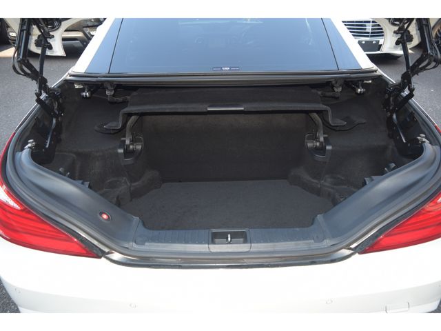 MERCEDES BENZ SL CLA 2012 Image 31