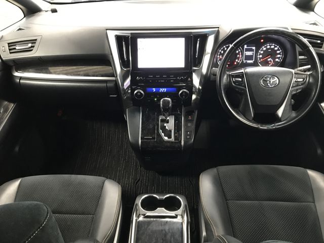 TOYOTA ALPHARD 2020 Image 31