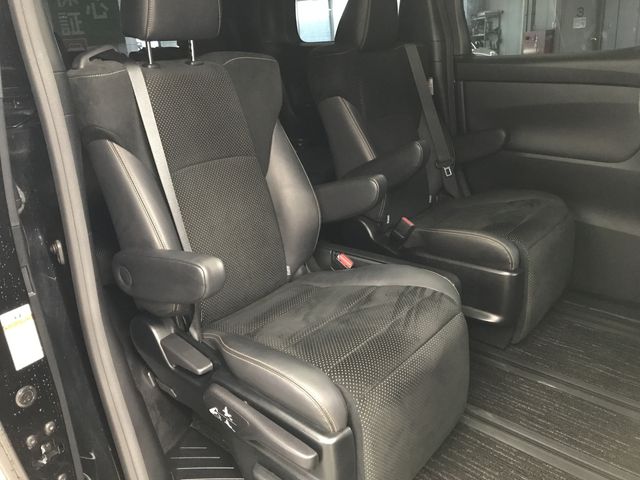 TOYOTA ALPHARD 2020 Image 31