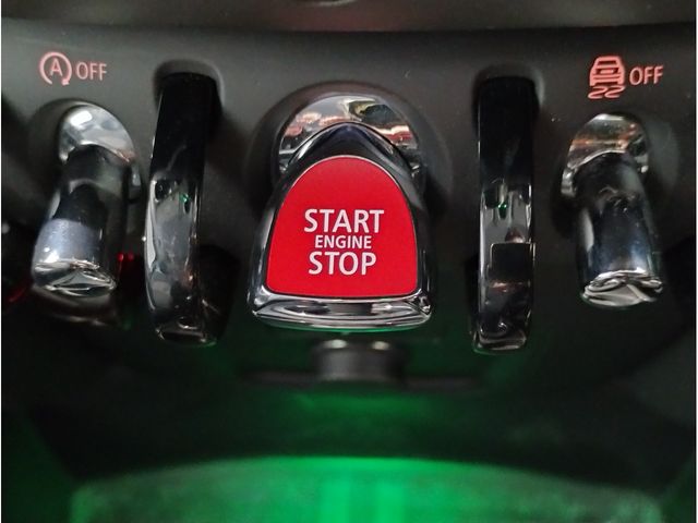 BMW MINI COOPER D CROSSO 2021 Image 31