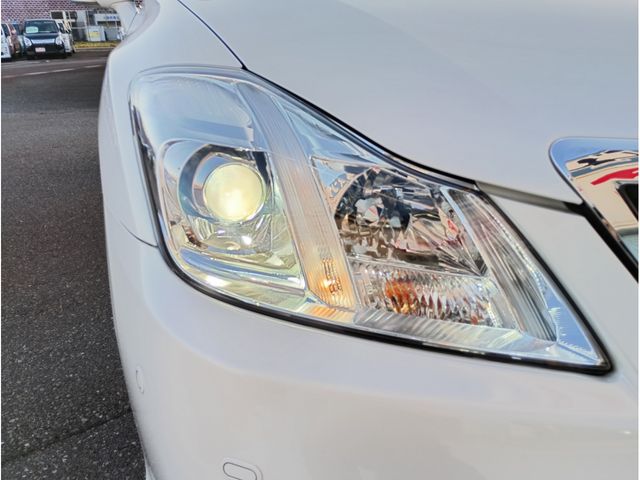 TOYOTA CROWN SEDAN 4WD 2010 Image 31