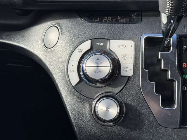 TOYOTA SIENTA 4WD 2017 Image 31