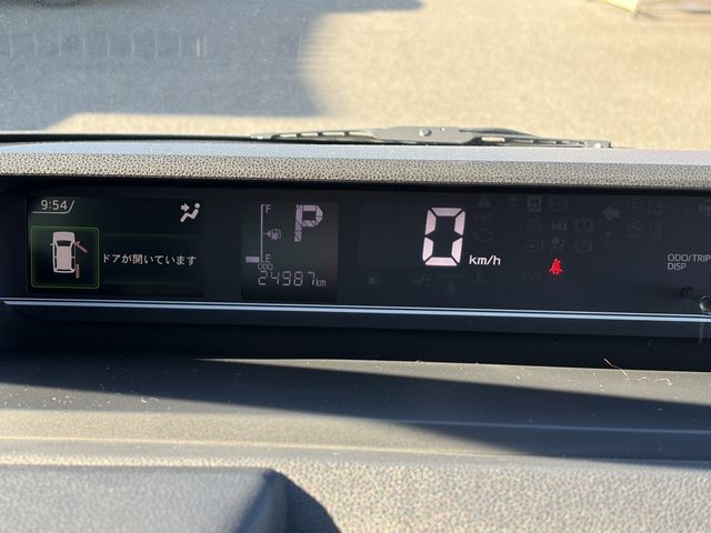 DAIHATSU TANTO CUSTOM 2021 Image 31