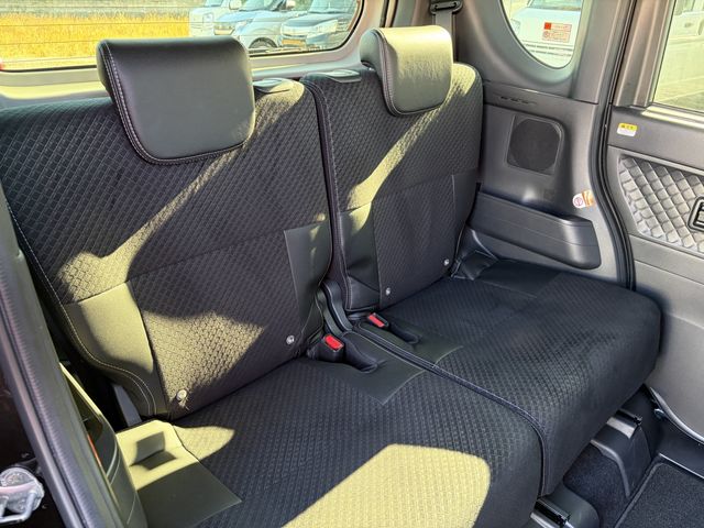 DAIHATSU TANTO CUSTOM 2021 Image 31