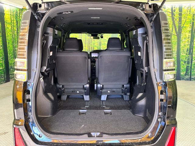 TOYOTA VOXY 2019 Image 31