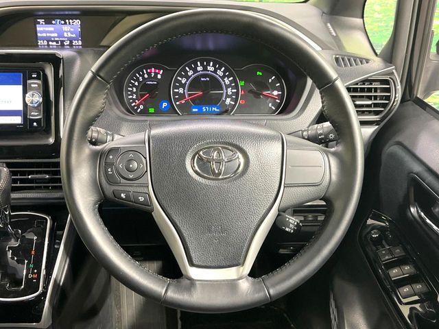 TOYOTA VOXY 2019 Image 31