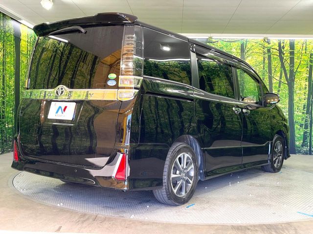 TOYOTA VOXY 2019 Image 31