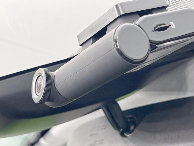 TOYOTA PRIUS 2019 Image 31