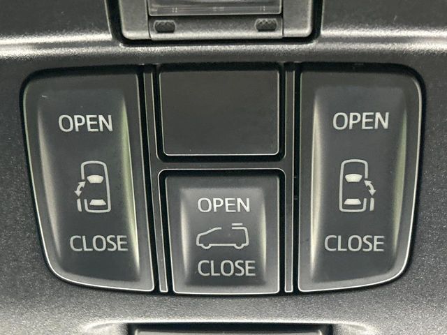 TOYOTA VELLFIRE 2018 Image 31