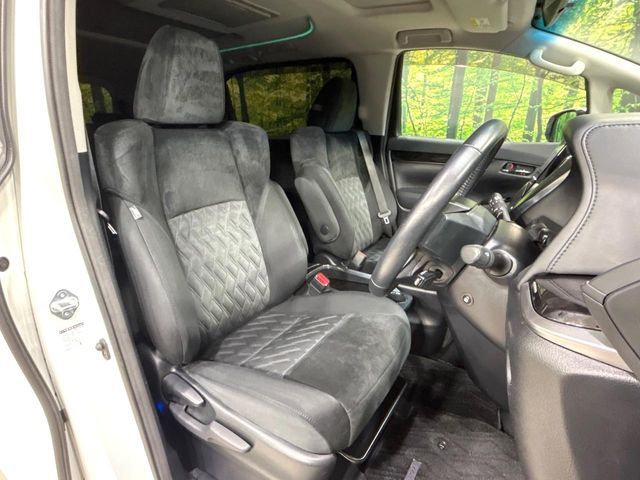 TOYOTA VELLFIRE 2018 Image 31