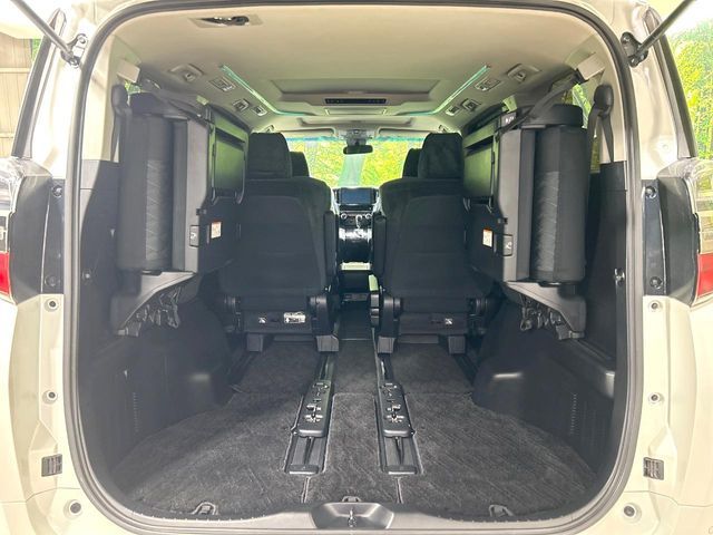 TOYOTA VELLFIRE 2018 Image 31