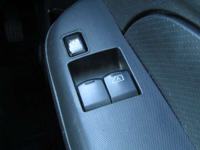 NISSAN NV350 CARAVAN 1.2T 2021 Image 31