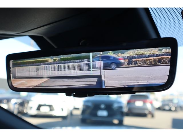 TOYOTA LEXUS RX500H 2023 Image 31