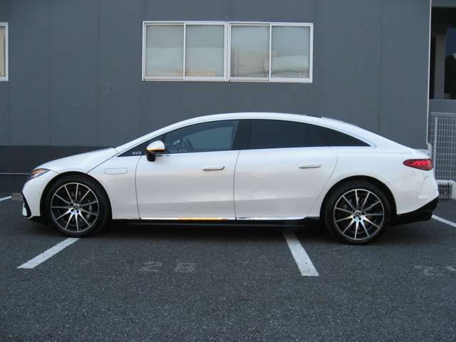 MERCEDES BENZ EQS 2022 Image 31