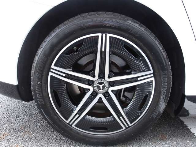 MERCEDES BENZ EQE 2023 Image 31