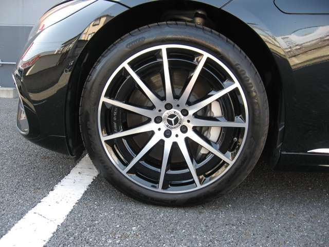 MERCEDES BENZ EQS 2023 Image 31