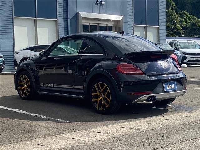 VOLKSWAGEN THE BEETL 2017 Image 31