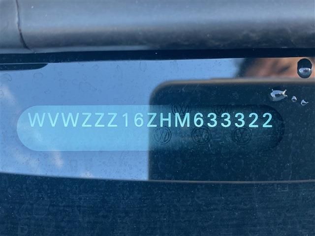 VOLKSWAGEN THE BEETL 2017 Image 31