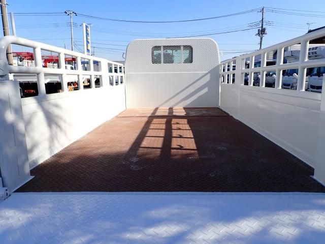 ISUZU ELF 2015 Image 31