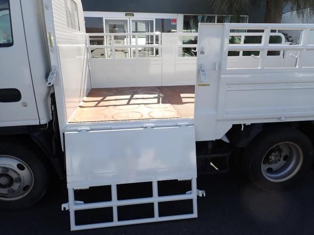 ISUZU ELF 2015 Image 31
