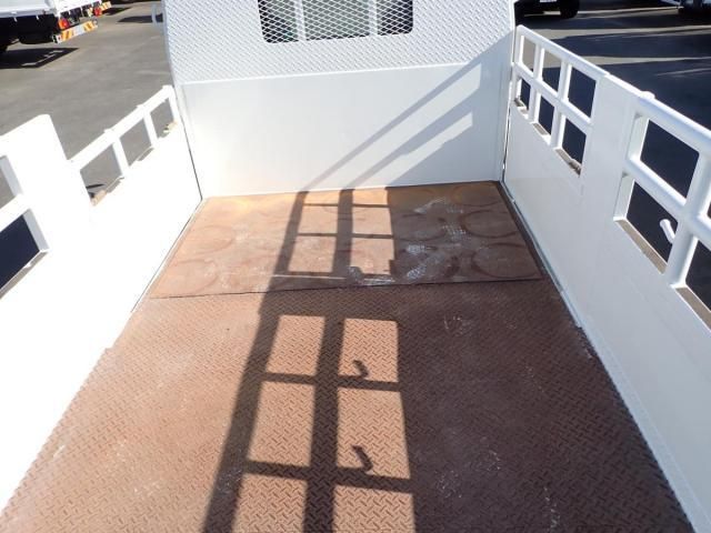 ISUZU ELF 2015 Image 31