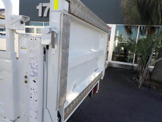 ISUZU ELF 2015 Image 31