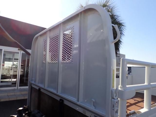 ISUZU ELF 2015 Image 31