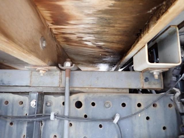 ISUZU ELF 2015 Image 31