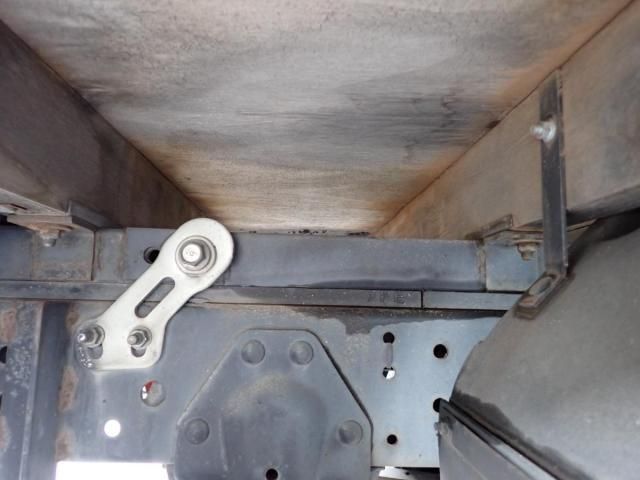 ISUZU ELF 2015 Image 31