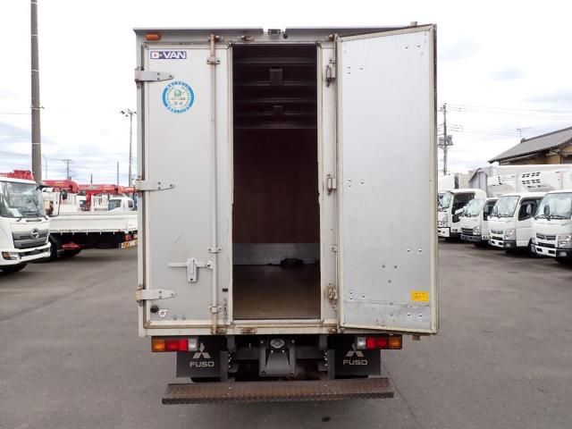 MITSUBISHI CANTER 2016 Image 31