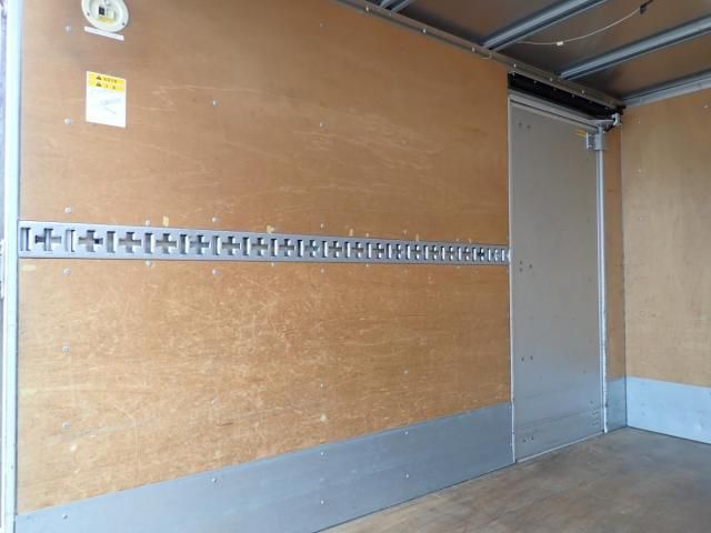 MITSUBISHI CANTER 2016 Image 31