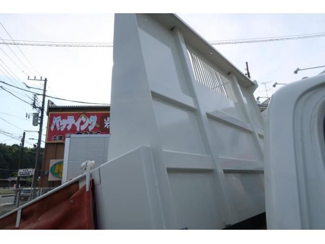 HINO DUTRO 2017 Image 31