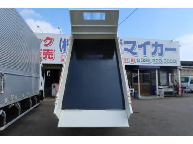 HINO DUTRO 2017 Image 31