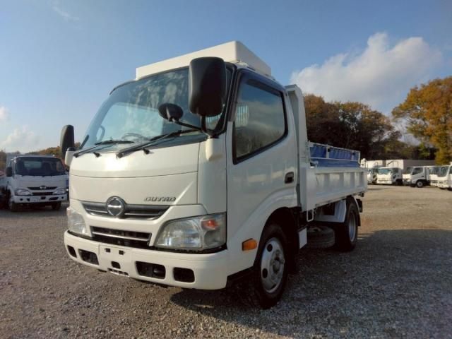 HINO DUTRO 2015 Image 31