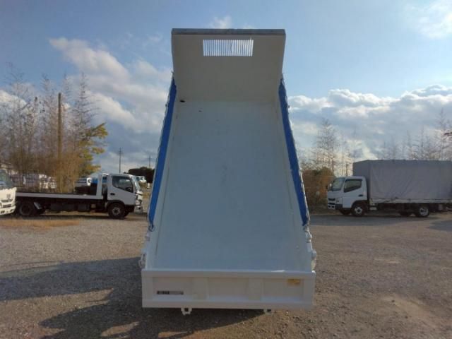 HINO DUTRO 2015 Image 31