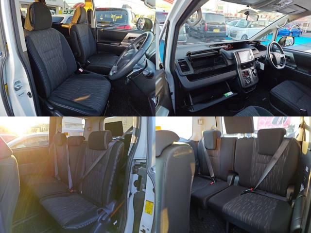 TOYOTA VOXY 2012 Image 31