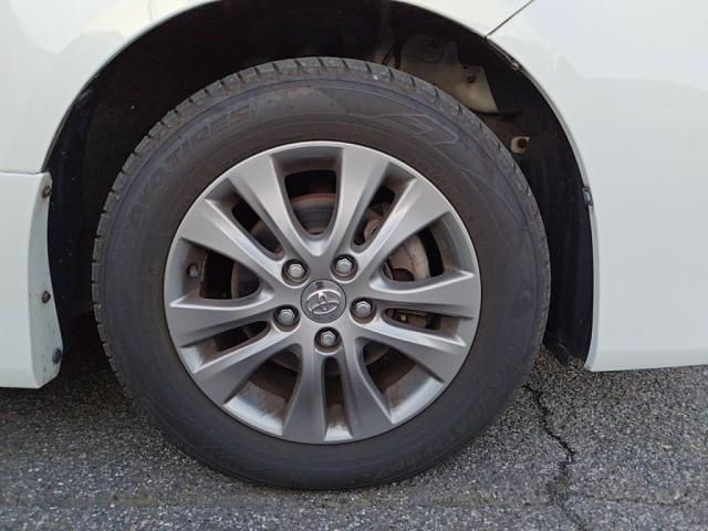 TOYOTA VOXY 2012 Image 31