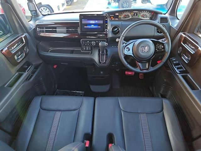 HONDA N BOX CUSTOM 2021 Image 31