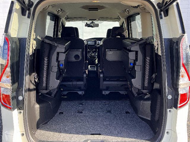 NISSAN SERENA  WG 2021 Image 31