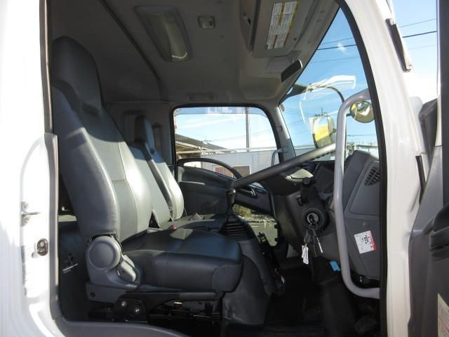 ISUZU FORWARD 2019 Image 31