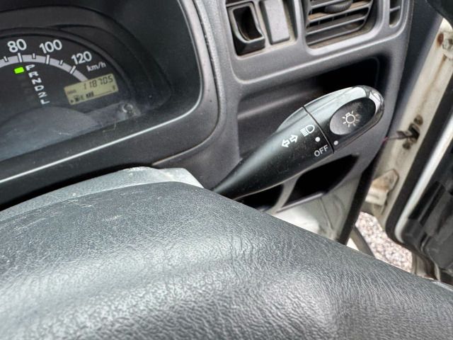 SUZUKI CARRY TRUCK 4WD 2005 Image 31