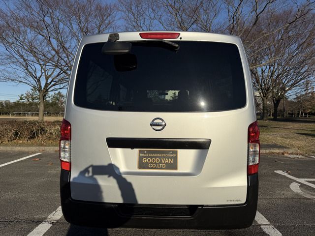 NISSAN NV350 CARAVAN 4WD 2014 Image 31