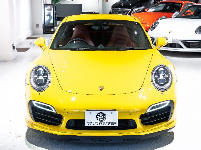 PORSCHE 911 2014 Image 31